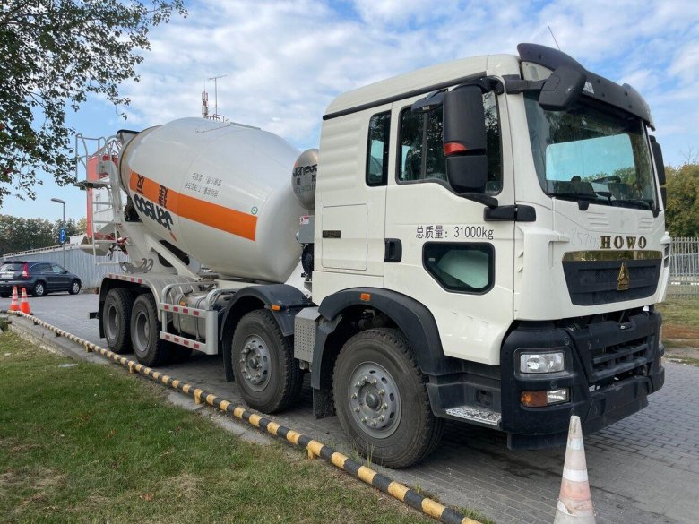 Автобетоносмеситель Хово
