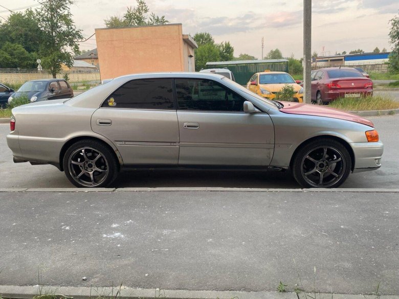 Леворульный Чайзер