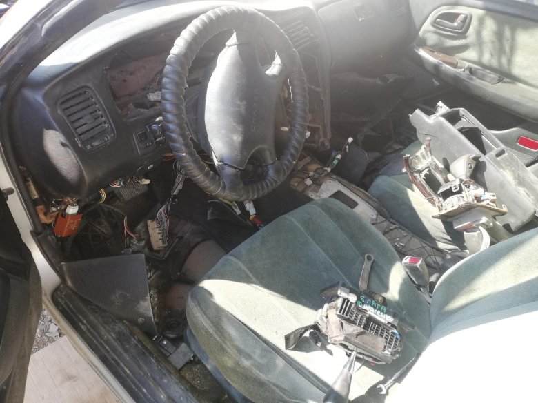 Леворульный Чайзер