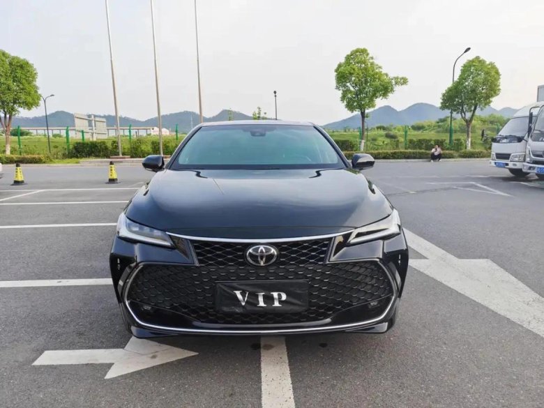 Toyota avalon 2023