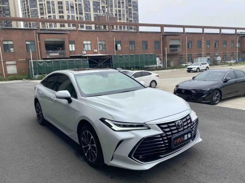 Toyota avalon 2022