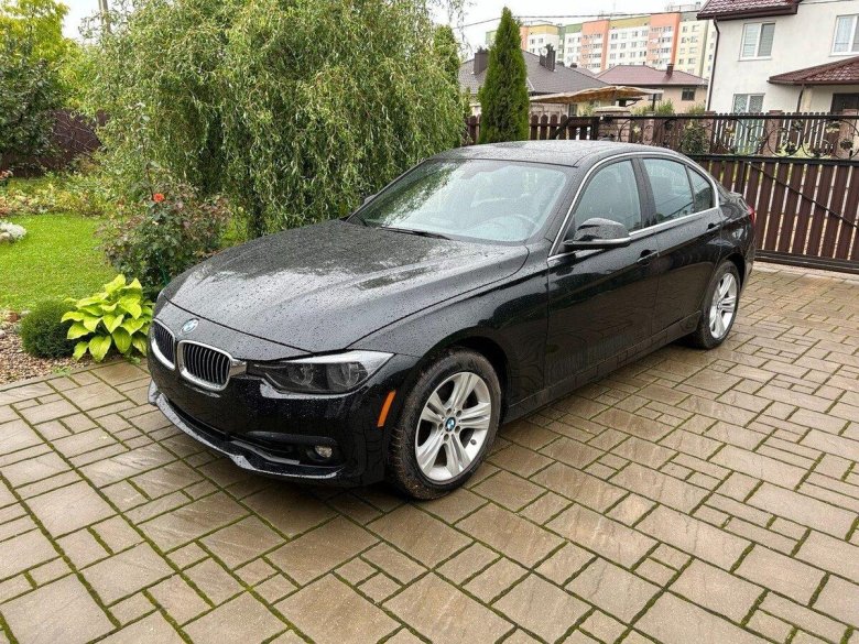 Бмв 3 серии 2018