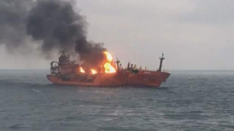 Танкер в Керченском проливе