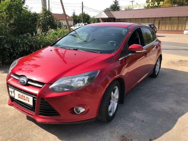 Пежо 308 красная