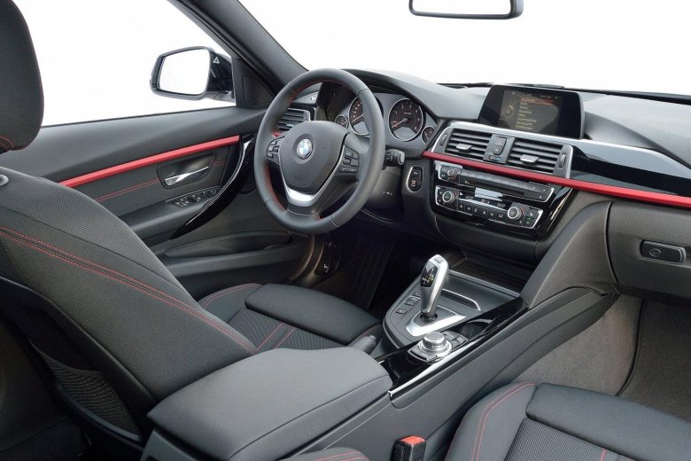 BMW 3 салон