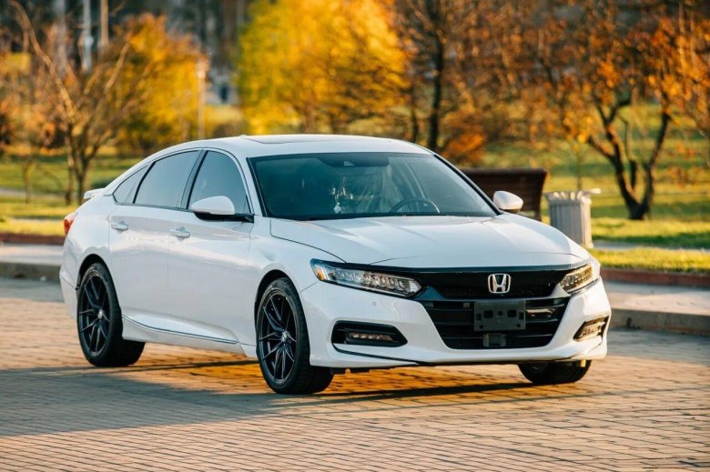 Хонда Аккорд 10