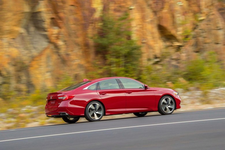 Honda Accord 10 поколения