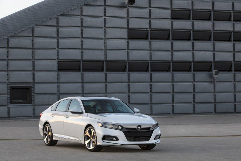 Хонда Аккорд 10