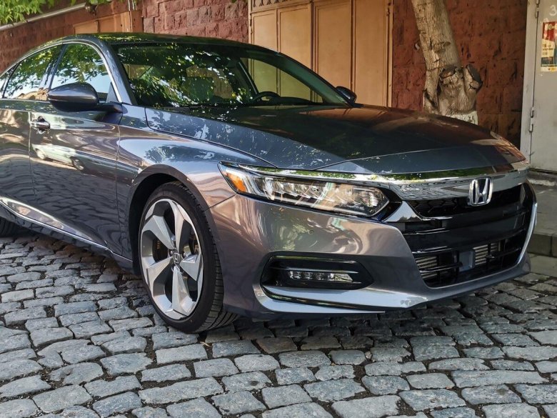 Хонда аккорд 2018 года