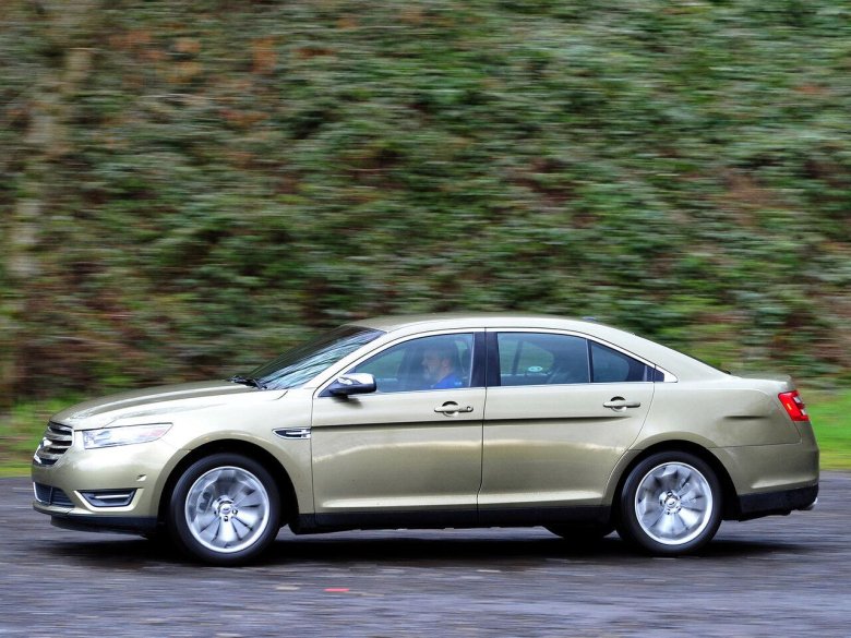 Ford Taurus 2012