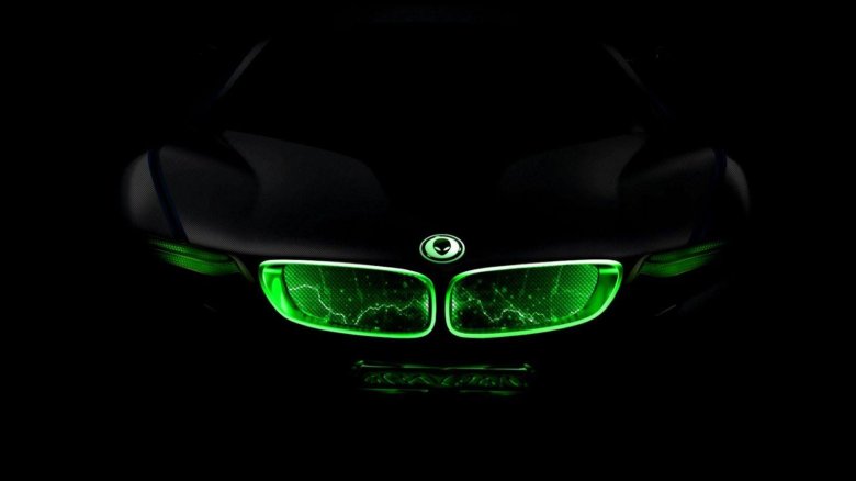 BMW i8 неоновая