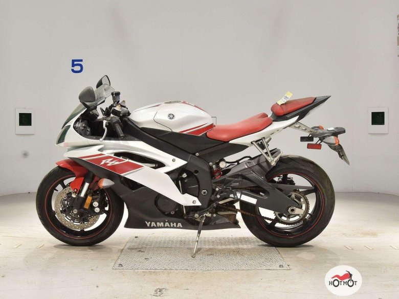 Мотоциклы Априлия RSV 1000 Mille