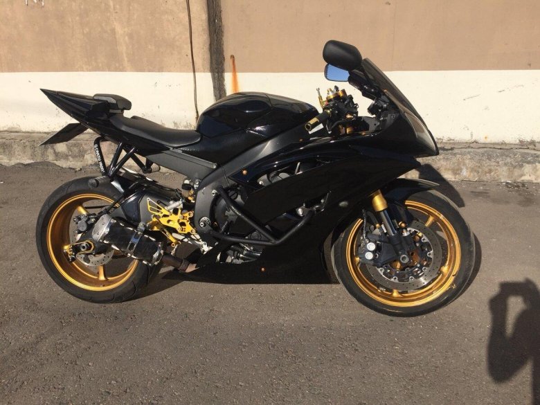 Yamaha r6 2008 черный