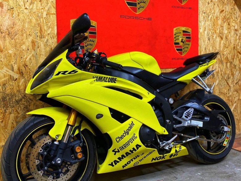 Ямаха р6 желтый