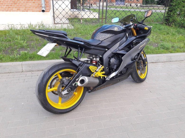 Спортбайк ямаха