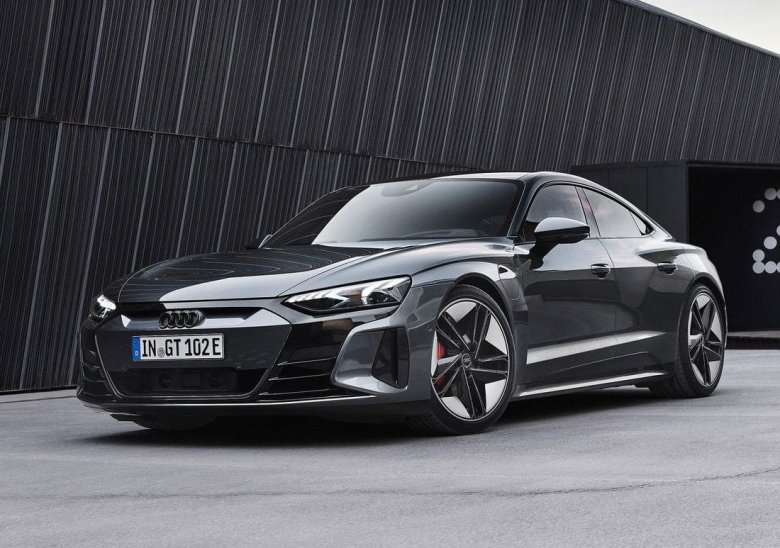 Ауди етрон 2021