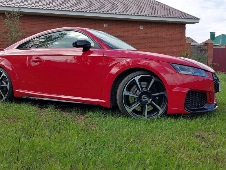 Audi tt rs 8s