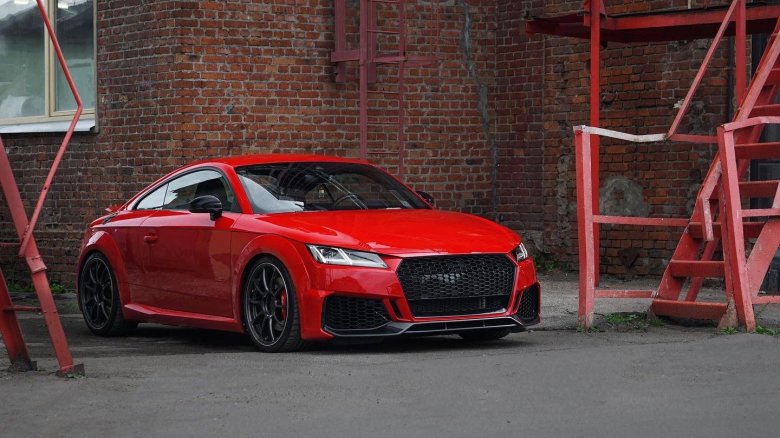 Ауди рс7 красная