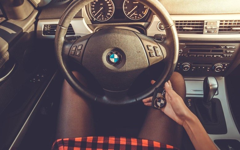 За рулем БМВ х7