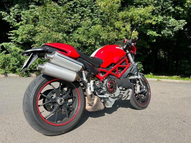 Дукати монстр s4r