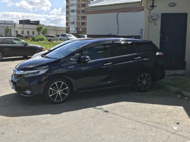 Хонда шаттл 2016