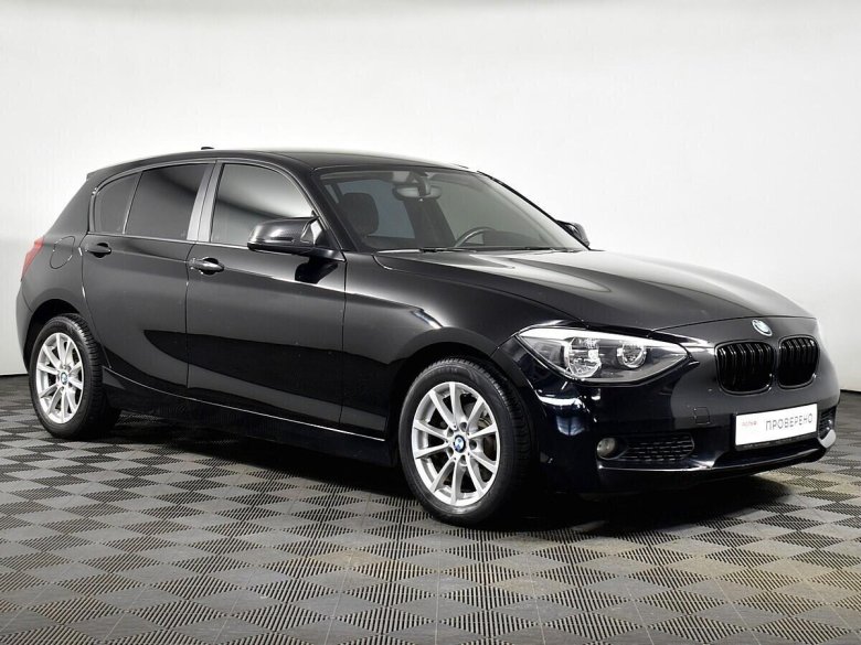 Бмв 1 серии 2012 года черная