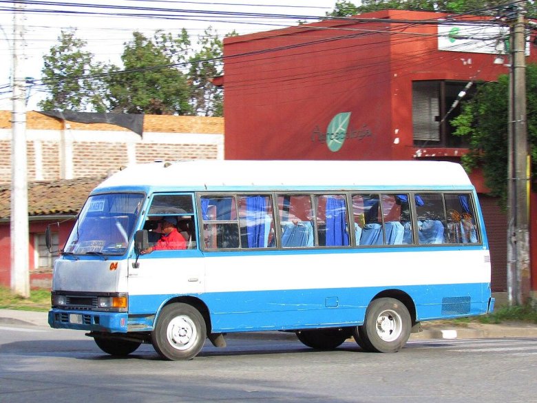 Автобус Kia Combi