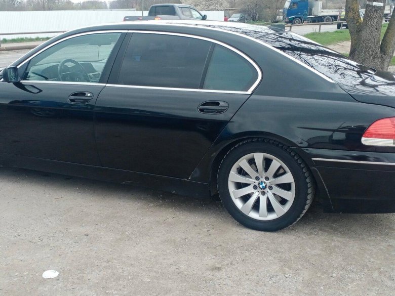 Бмв 750 2006