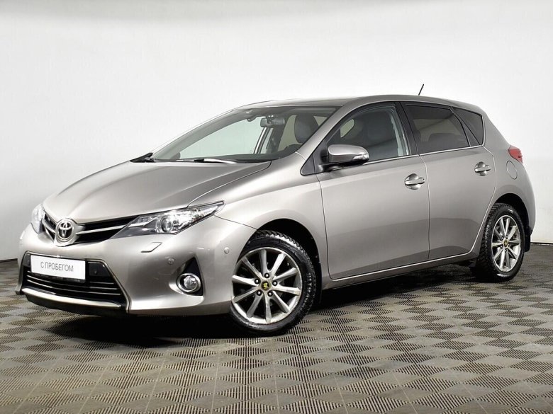 Toyota Auris 2013