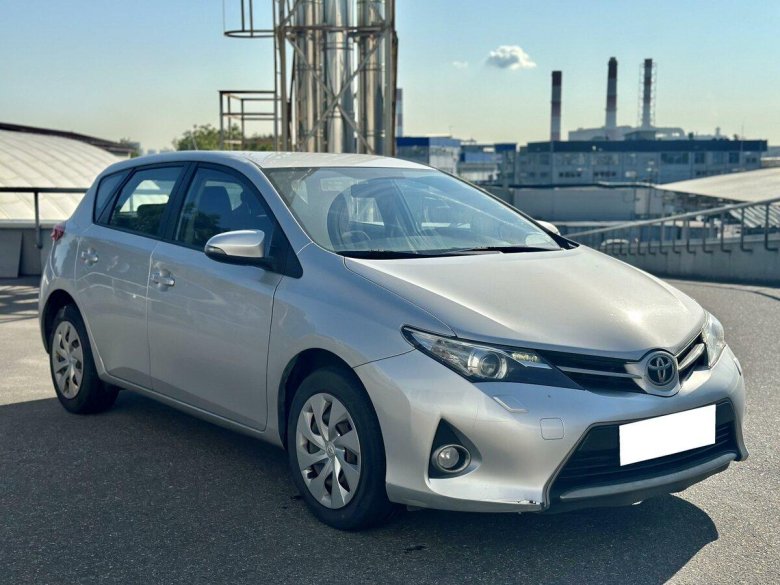 Toyota Auris 2013