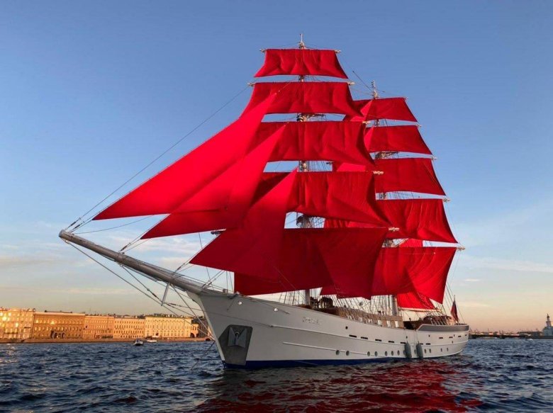 Бриг Алые паруса