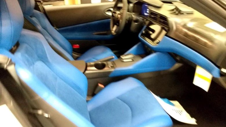 Nissan z 2022 Interior