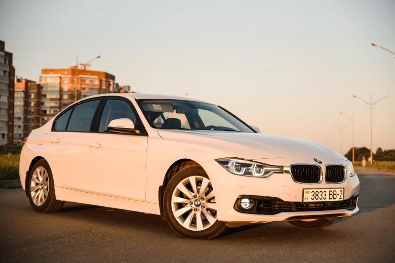 Черный сапфир BMW 320i f30