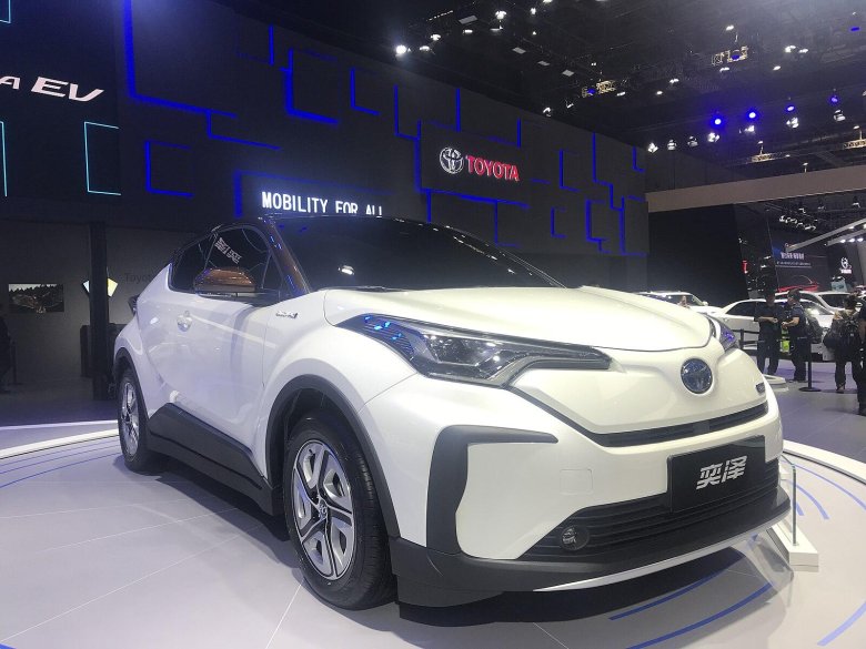 Toyota Izoa ev