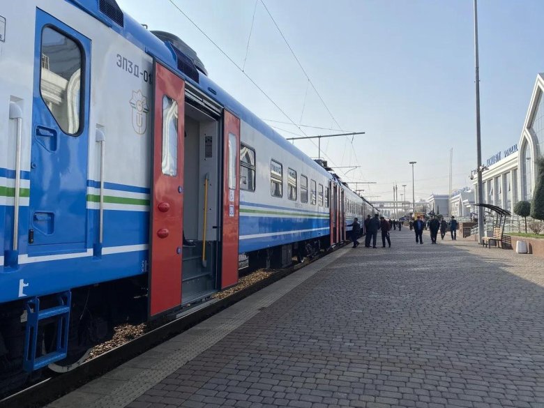 Поезд sharq узбекистан