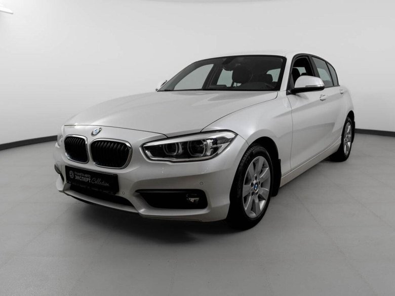 БМВ Рестайлинг 118 2015 год