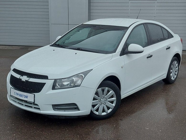 Шевроле Круз 2012 белый