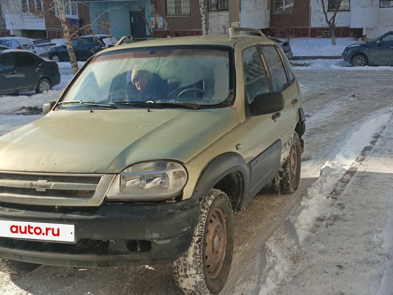 Chevrolet niva 2004