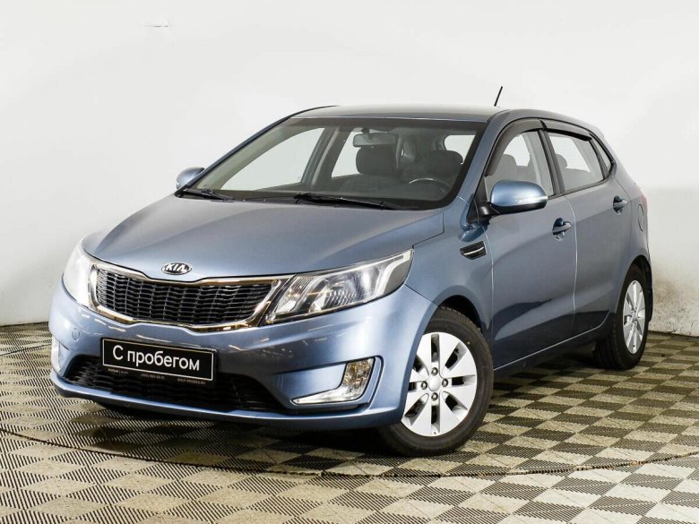 Киа Рио хэтчбек бежевый