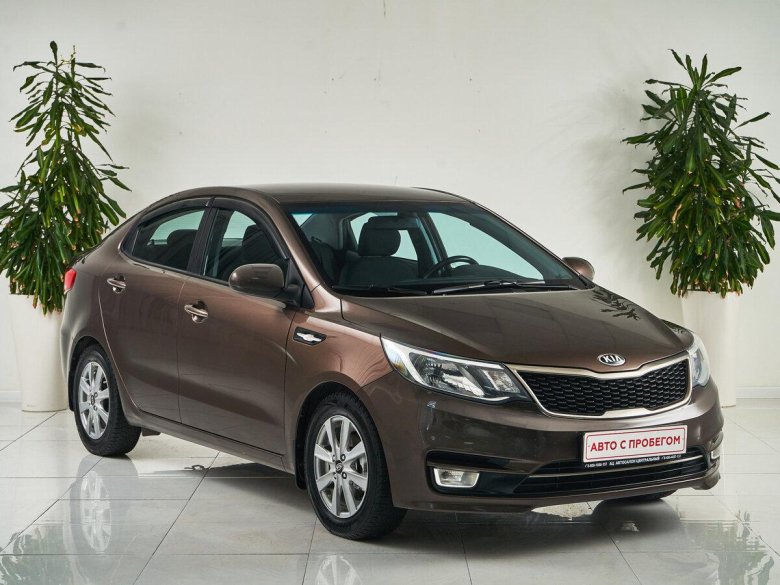 Киа Рио коричневая