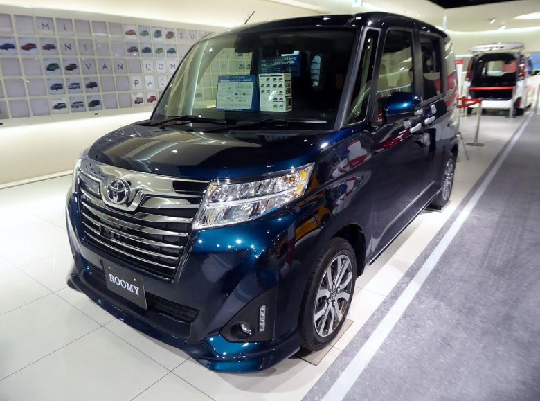 Toyota roomy Custom g