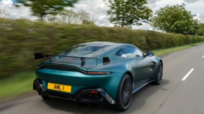Aston Martin Vantage 2021
