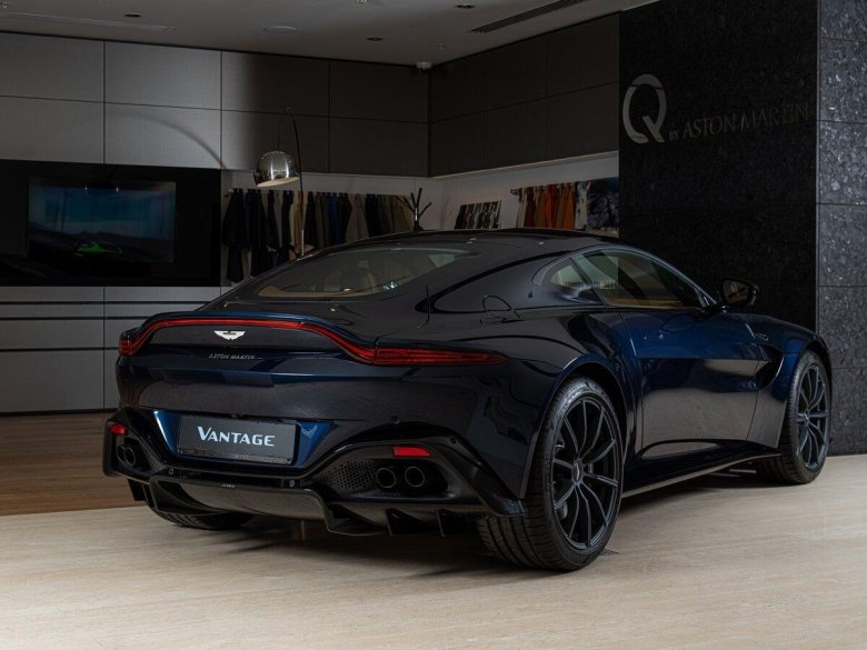 Aston martin vantage 2018