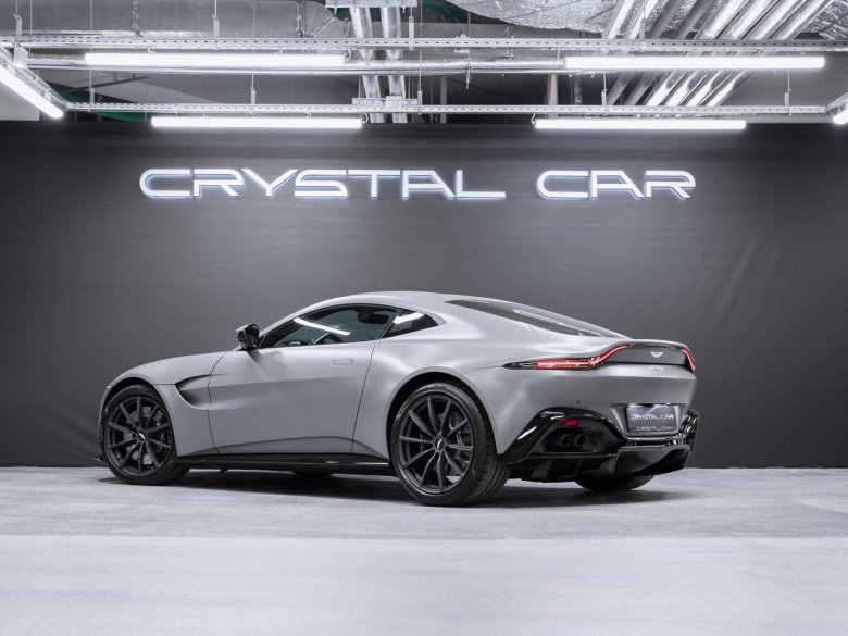 Астон мартин vantage 2020