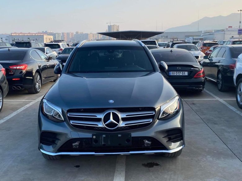 Mercedes benz glc 300