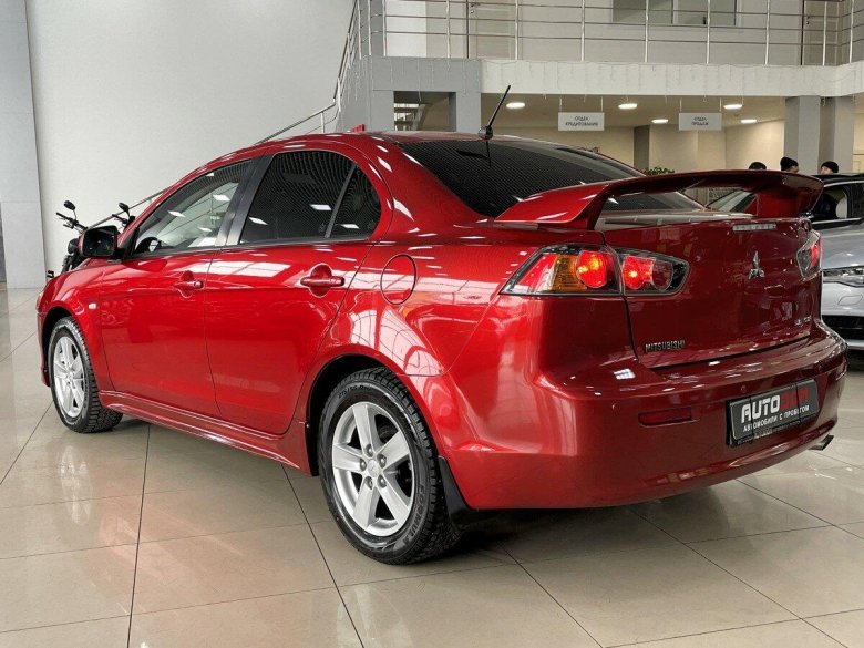 Митсубиси лансер x