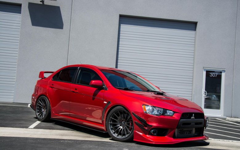 Митсубиси Лансер Эволюшн