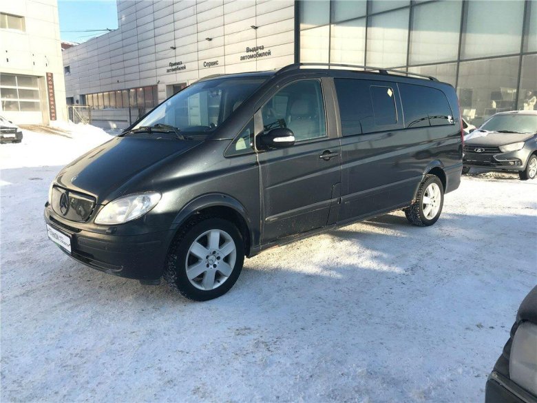 Мерседес Виано 2005