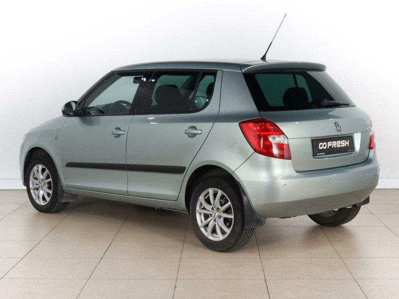 Шкода Фабия 2. 2008 года белый в Казани