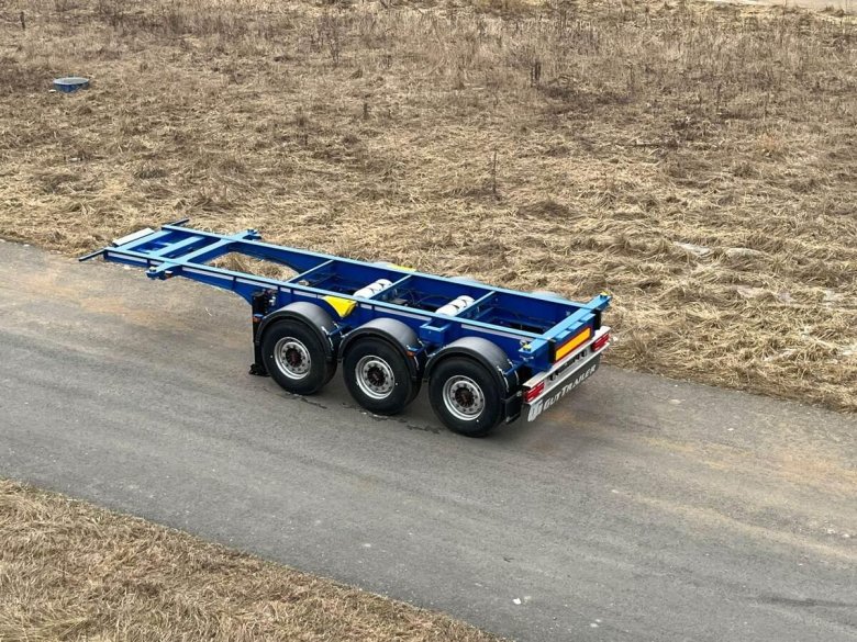 Полуприцеп контейнеровоз грюнвальд